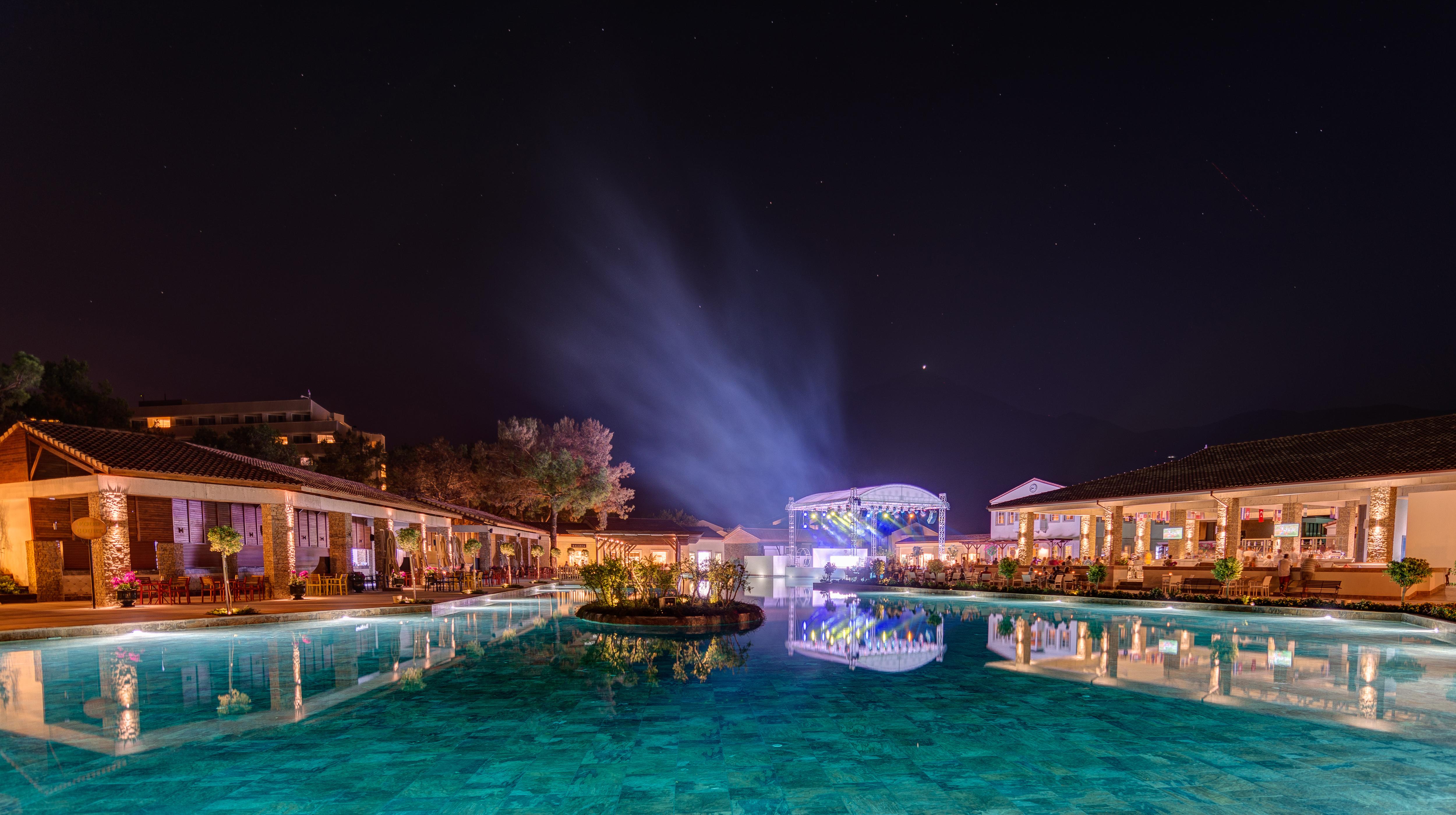 Rixos Premium - The Land Of Legends Access Resort
