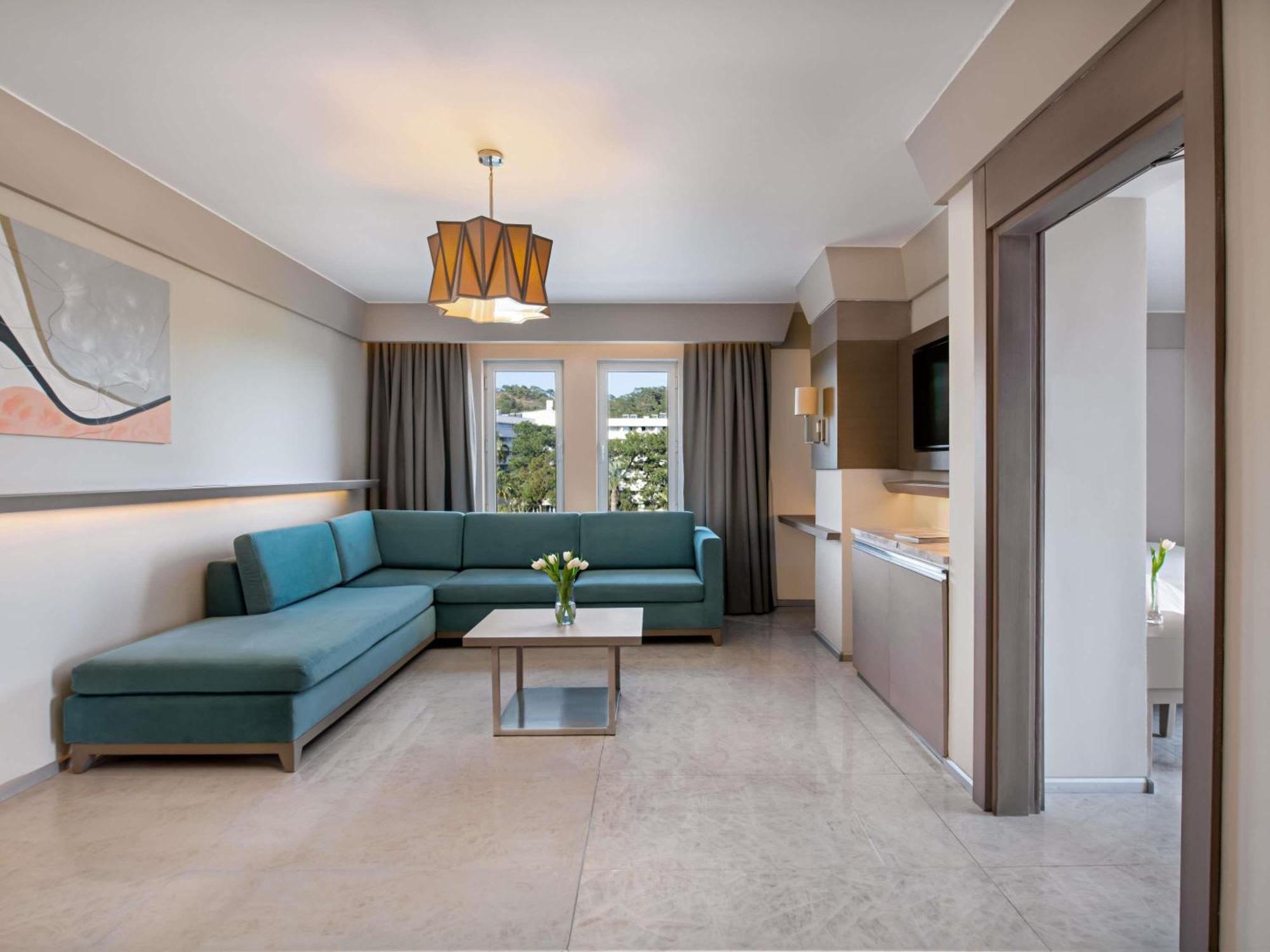 Resort Rixos Premium - The Land Of Legends Access 5*
