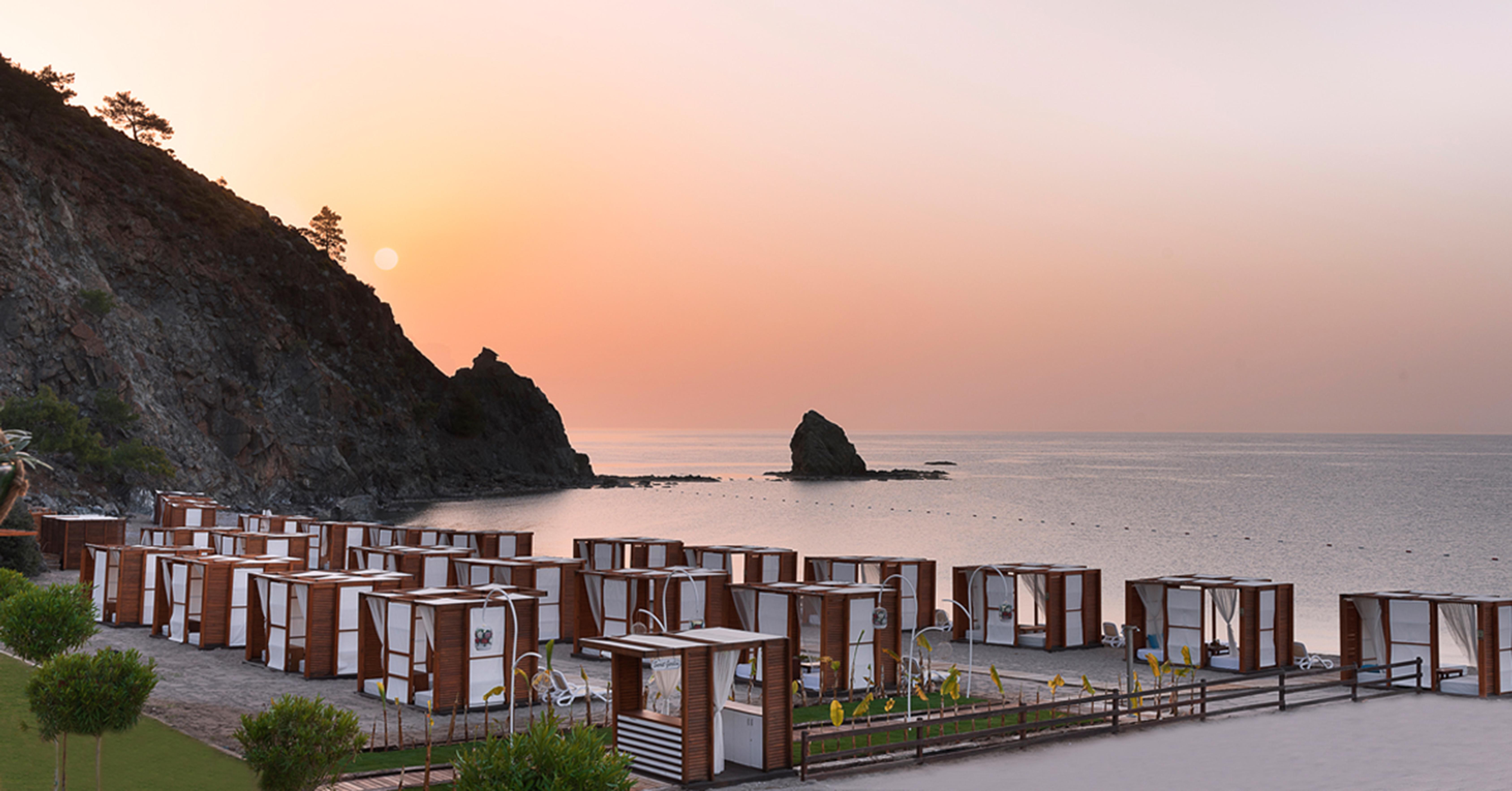 Rixos Premium - The Land Of Legends Access