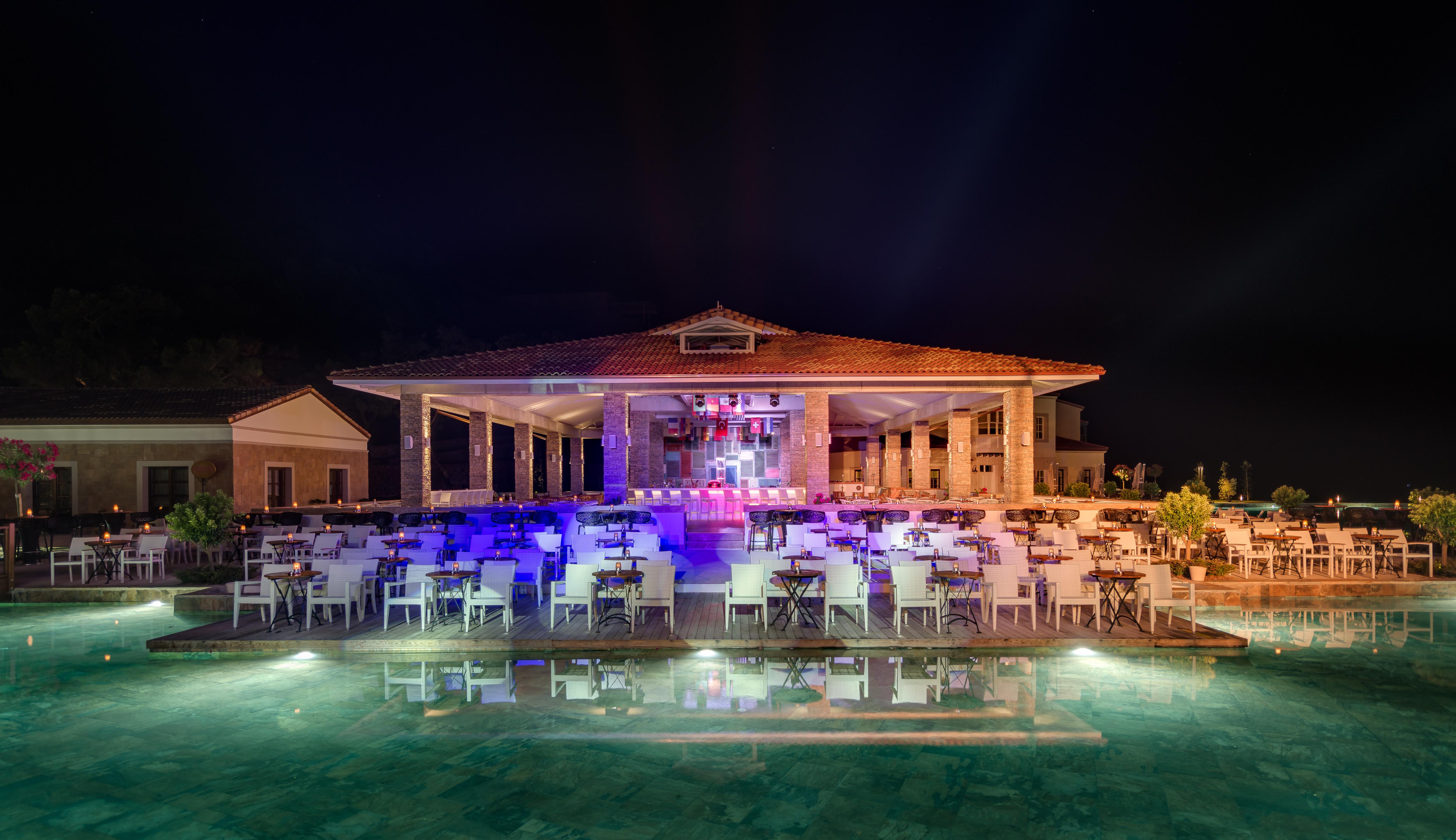 Rixos Premium - The Land Of Legends Access
